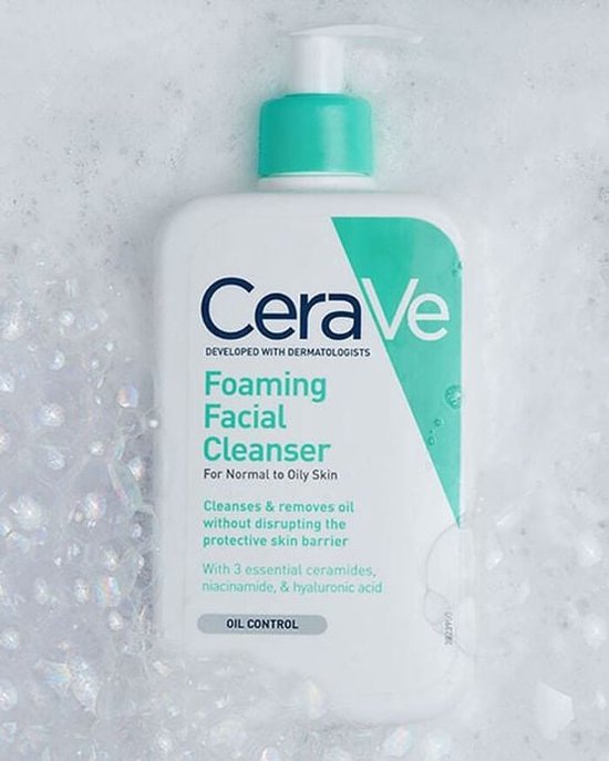 CeraVe Foaming Facial Cleanser for Normal to Oily Skin Reinigingsgel - normale tot vette huid - 355ml